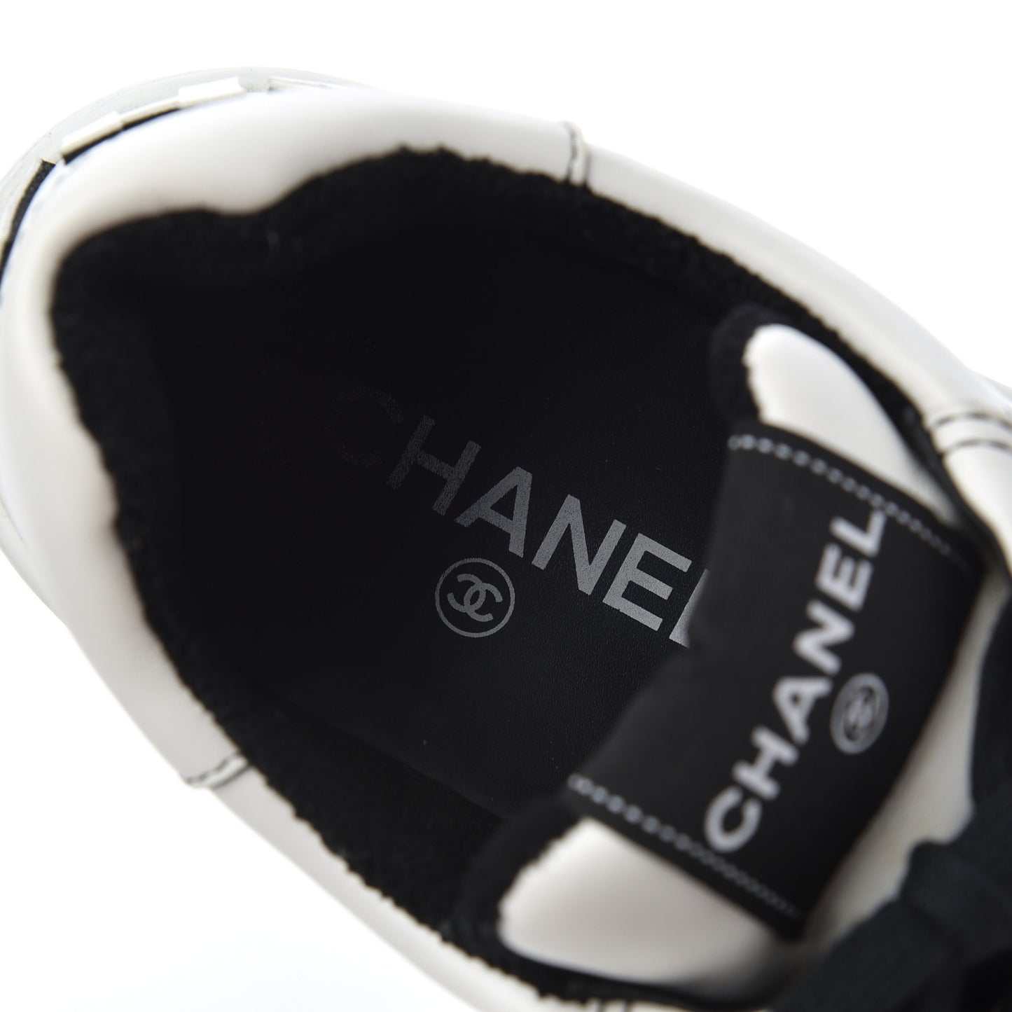 Calfskin Womens Logo Sneakers 39 White Black