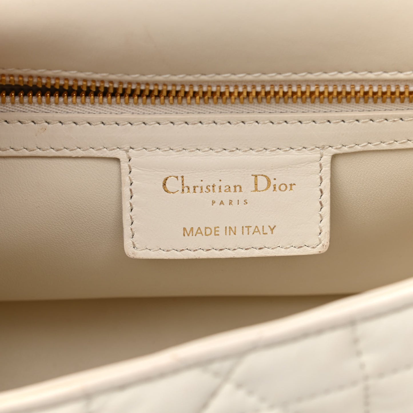 Calfskin Macrocannage Medium Caro Bag White