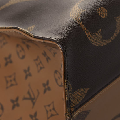 Louis Vuitton Reverse Monogram Giant Onthego GM 8 of 15