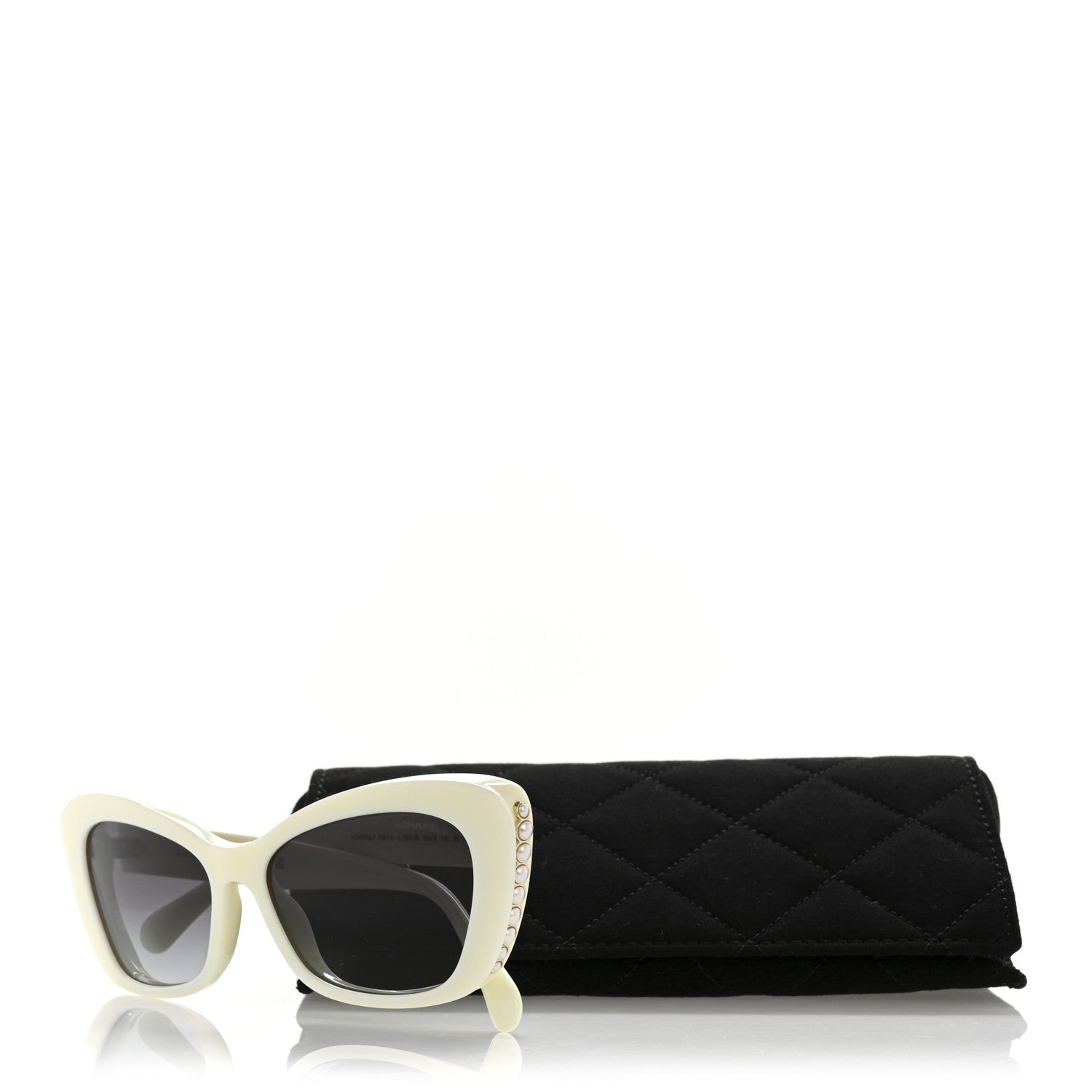Chanel Acetate Pearl Cat Eye CC Sunglasses 5481-H White 8 of 8