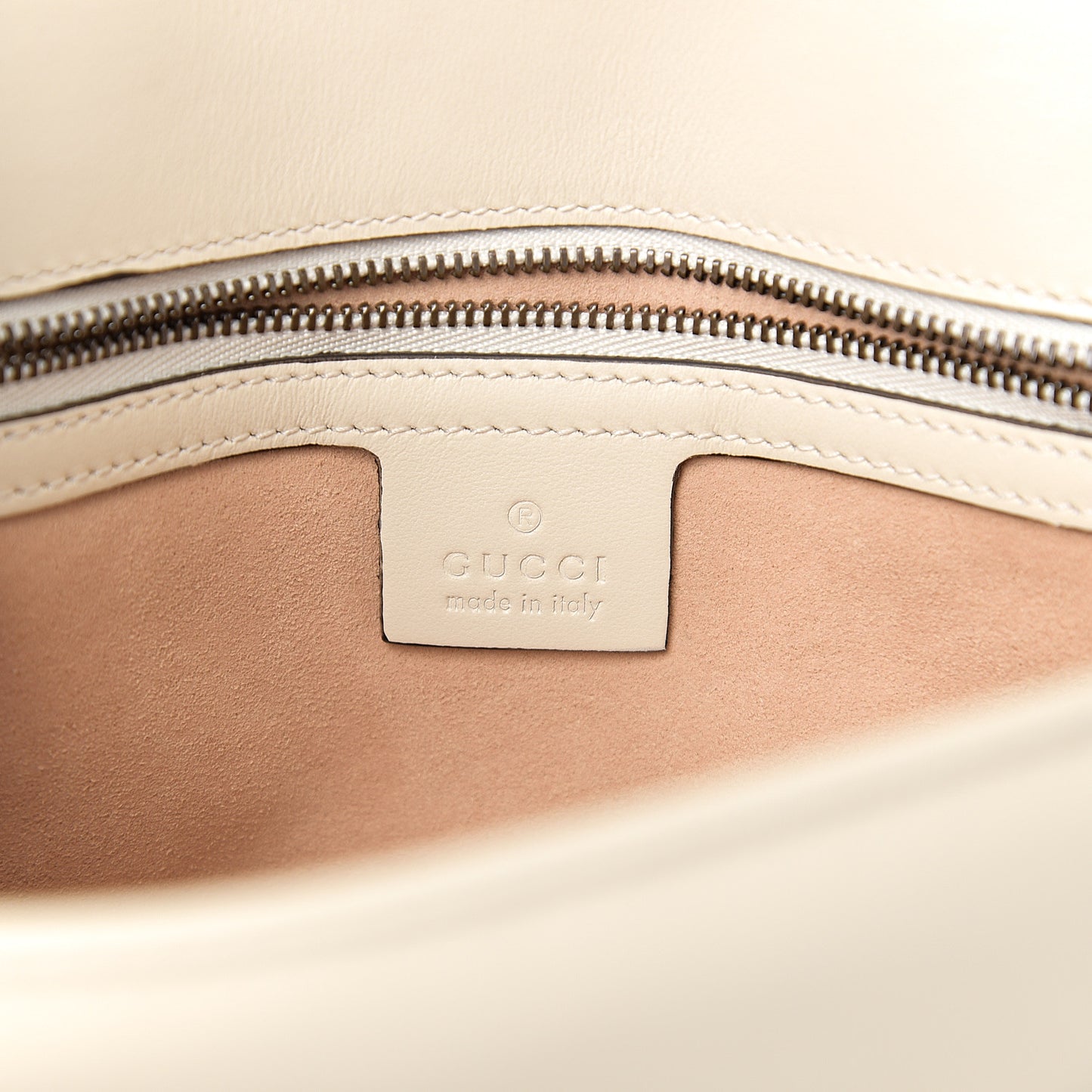 Calfskin Matelasse Small GG Marmont Shoulder Bag White