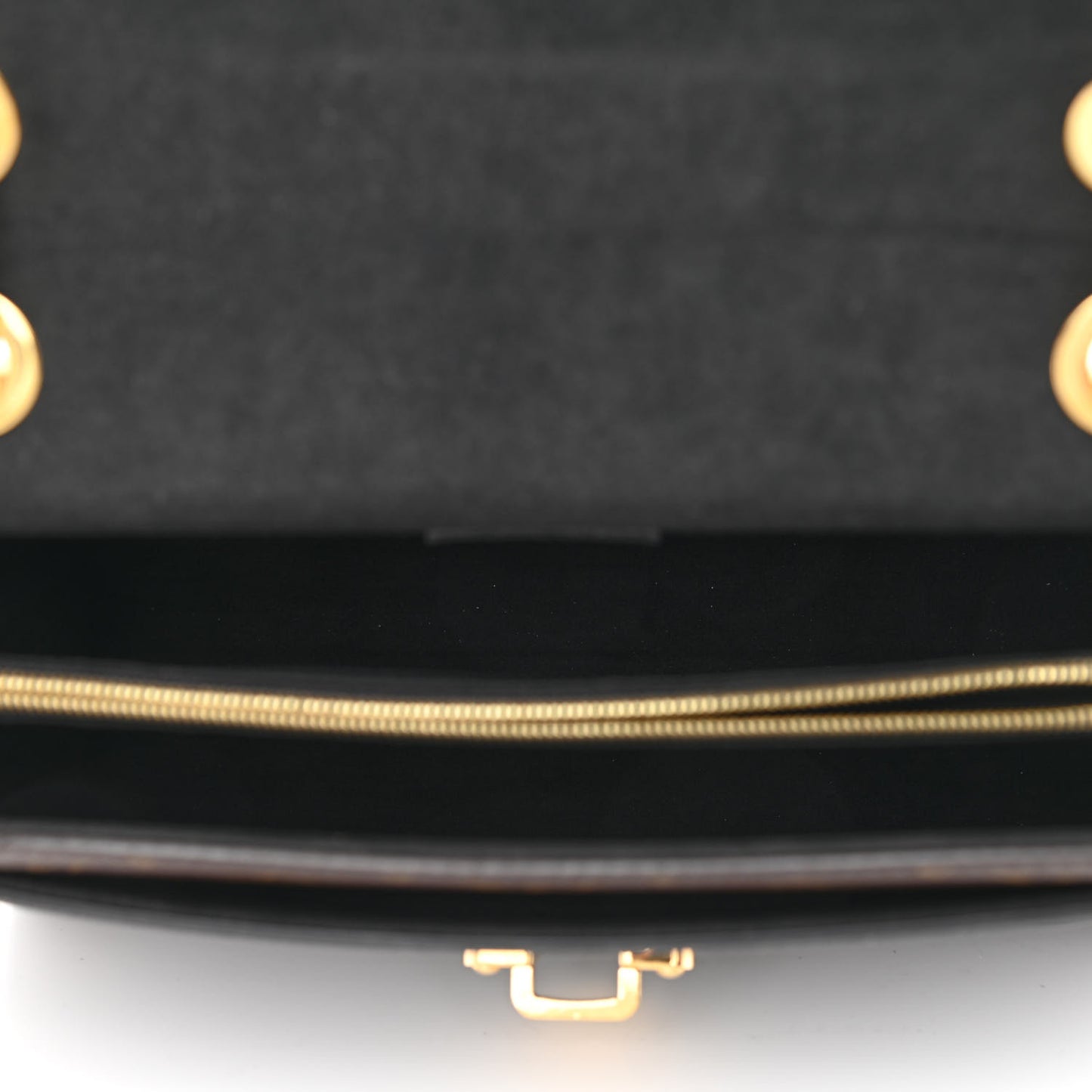 Monogram Victoire Black