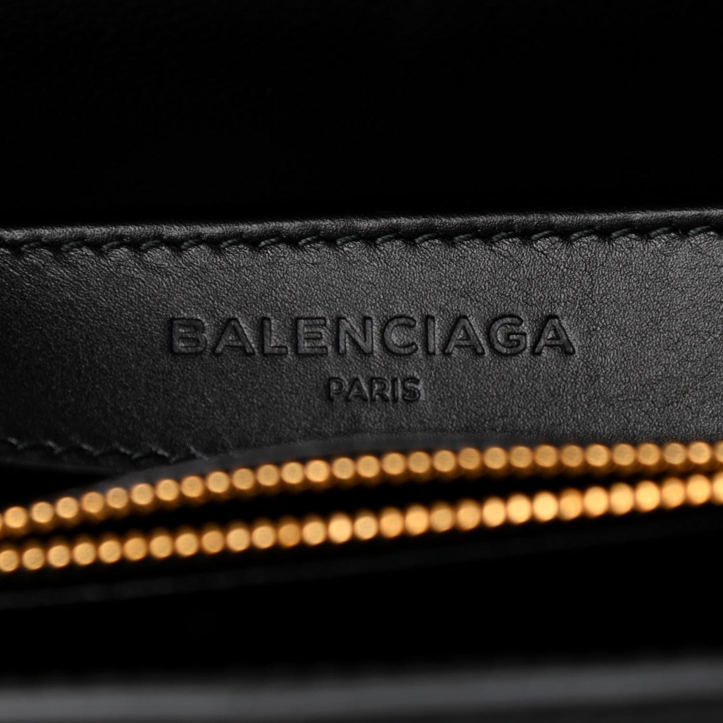 Calfskin Triangle Flap Shouder Bag Black