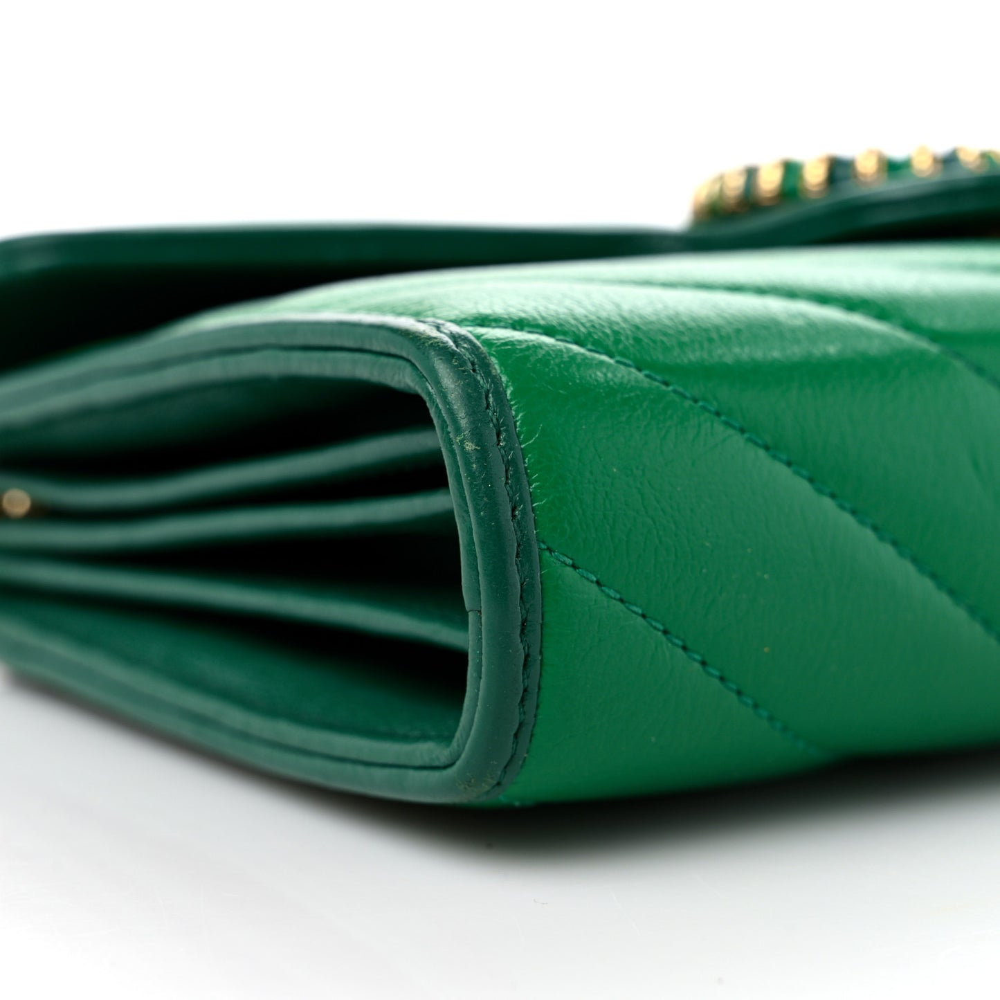 Azalea Calfskin Enamel Matelasse Diagonal Torchon GG Marmont Chain Wallet New Shamrock Emerald