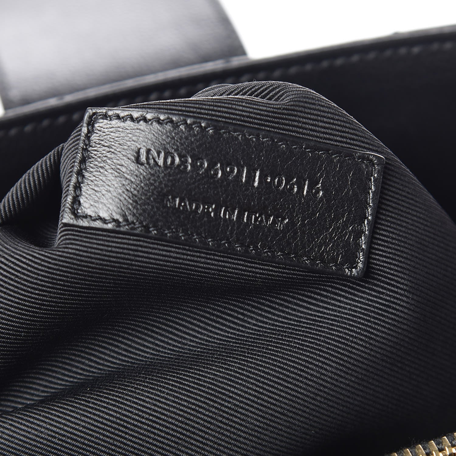 Saint Laurent Grain De Poudre Matelasse Chevron Monogram Shopping Bag Black 9 of 11