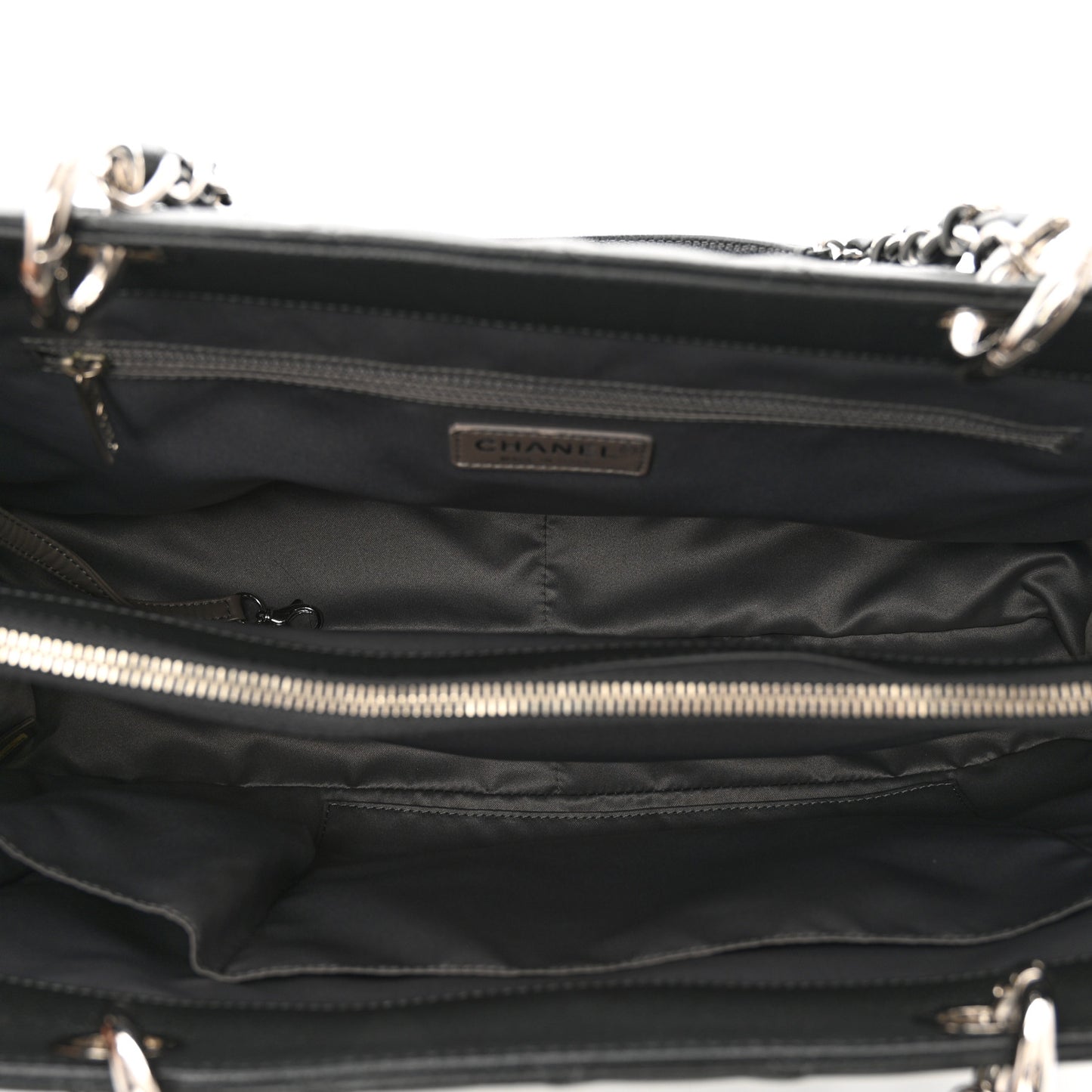 Caviar Quilted XL Grand Shopping Tote GST Black