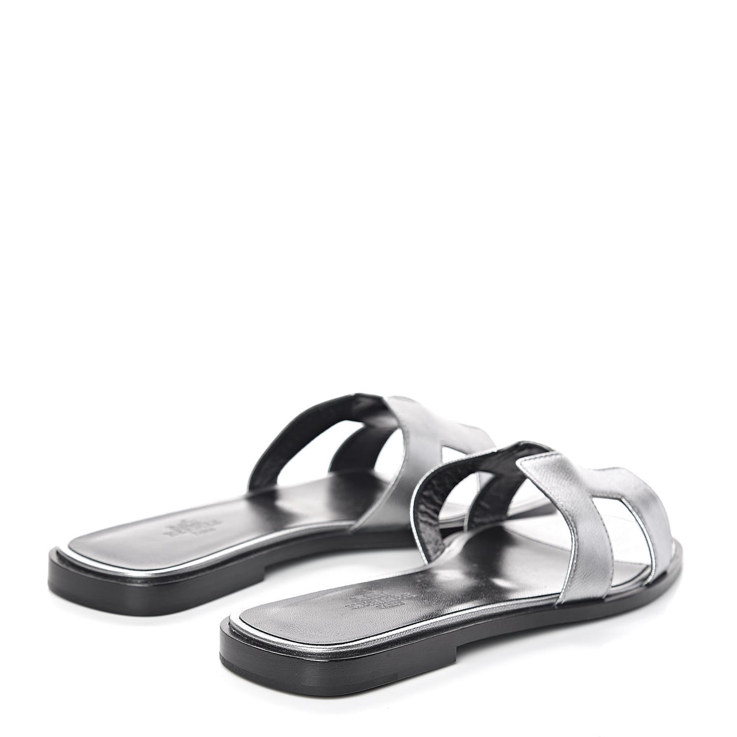 Metallic Epsom Oran Sandals 37 Argent
