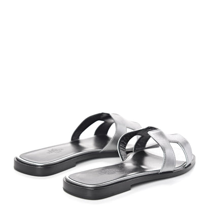 Hermes Metallic Epsom Oran Sandals 37 Argent 4 of 8