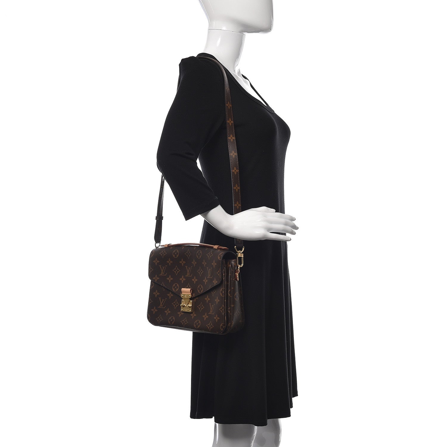 Louis Vuitton Monogram Pochette Metis 2 of 9