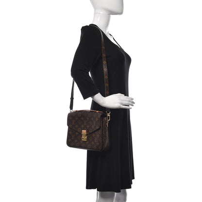 Louis Vuitton Monogram Pochette Metis 2 of 9