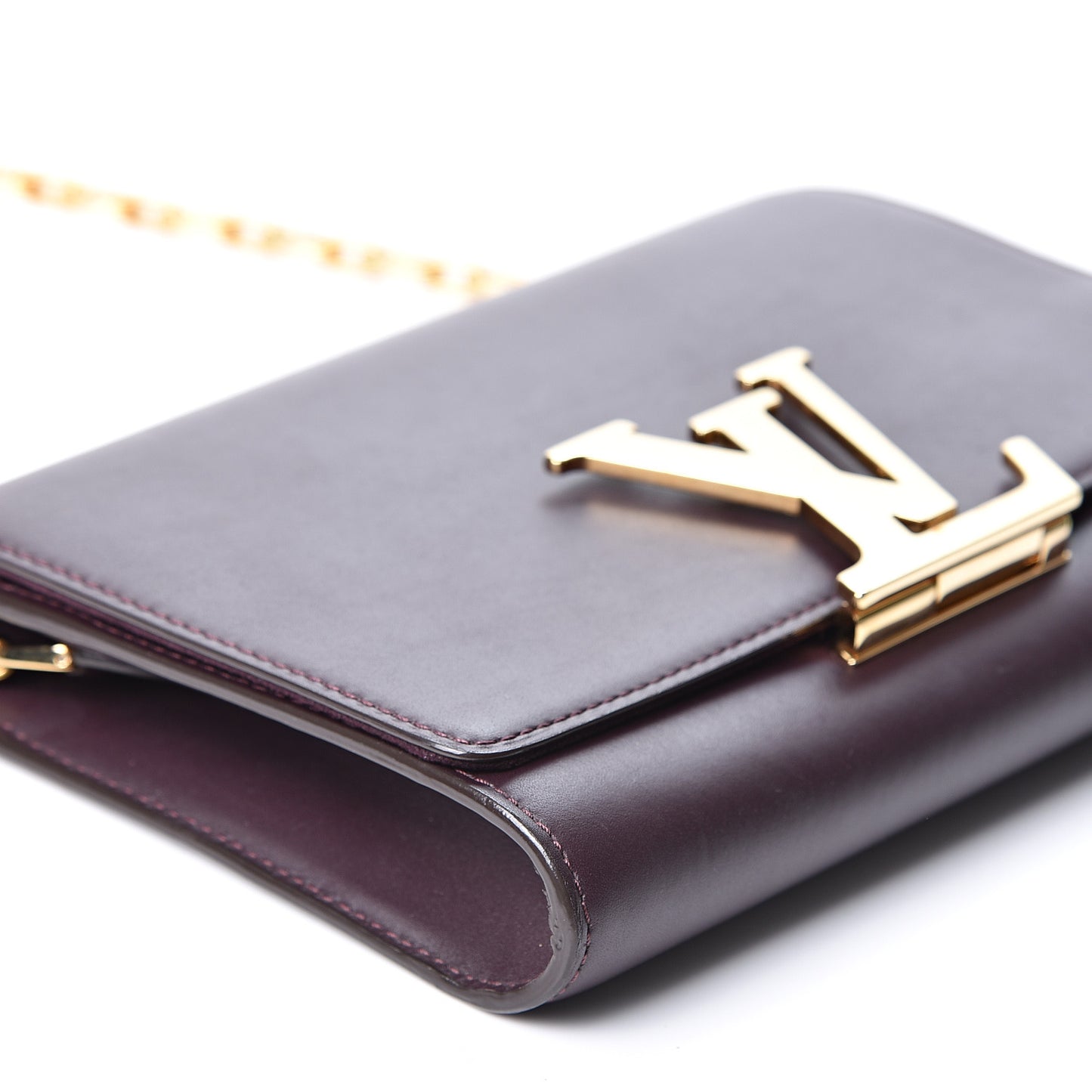 Calfskin Chain Louise GM Amarante