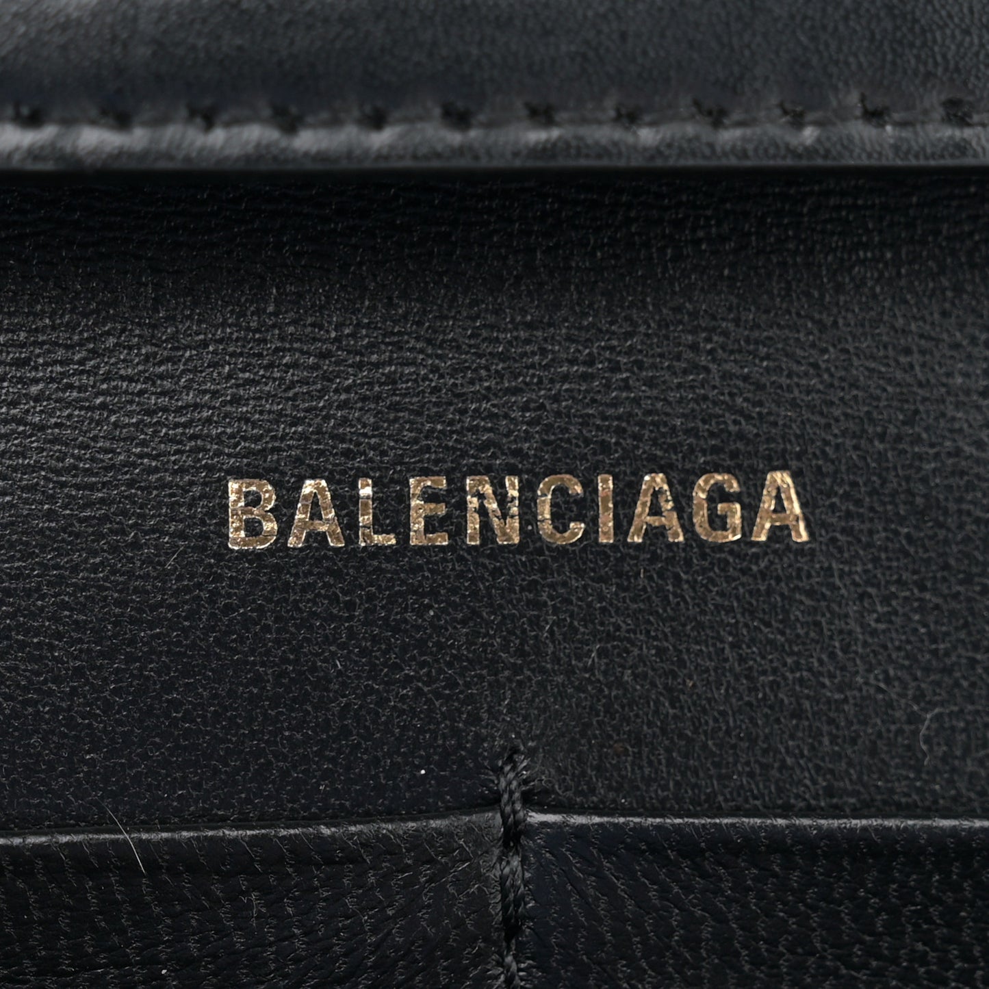 Shiny Box Calfskin Hourglass Chain Bag Black