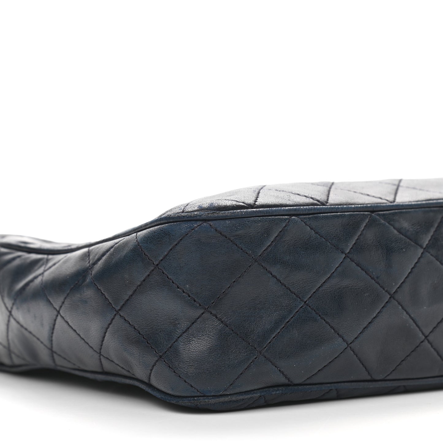 Lambskin Quilted CC Tassel Camera Case Navy