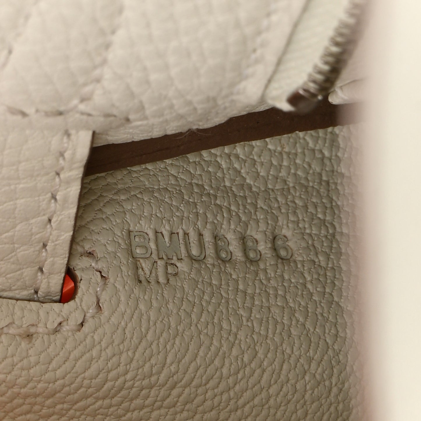 Togo Kelly Retourne 25 Mushroom