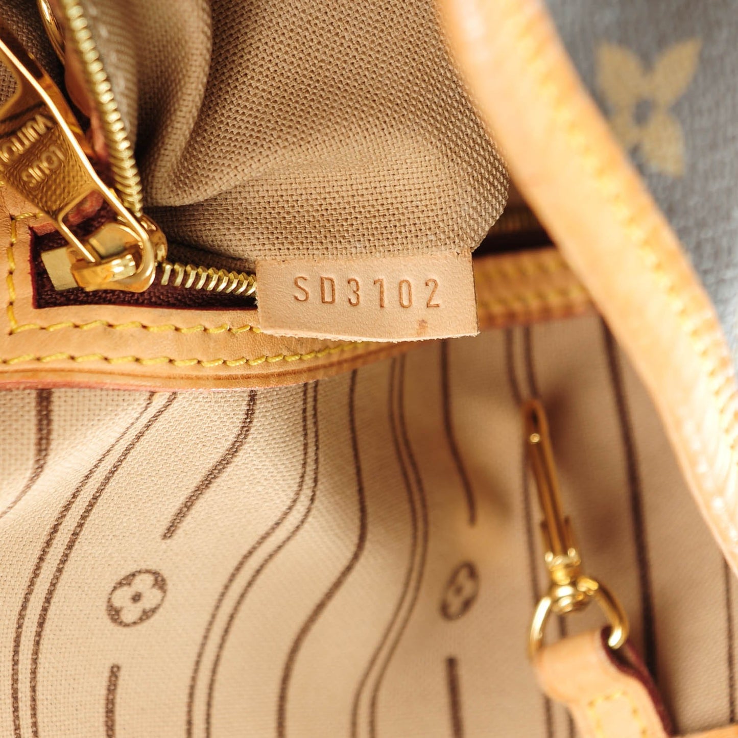 Monogram Delightful MM