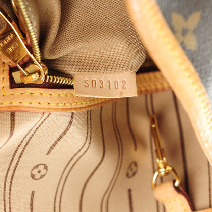 Louis Vuitton Monogram Delightful MM 9 of 9
