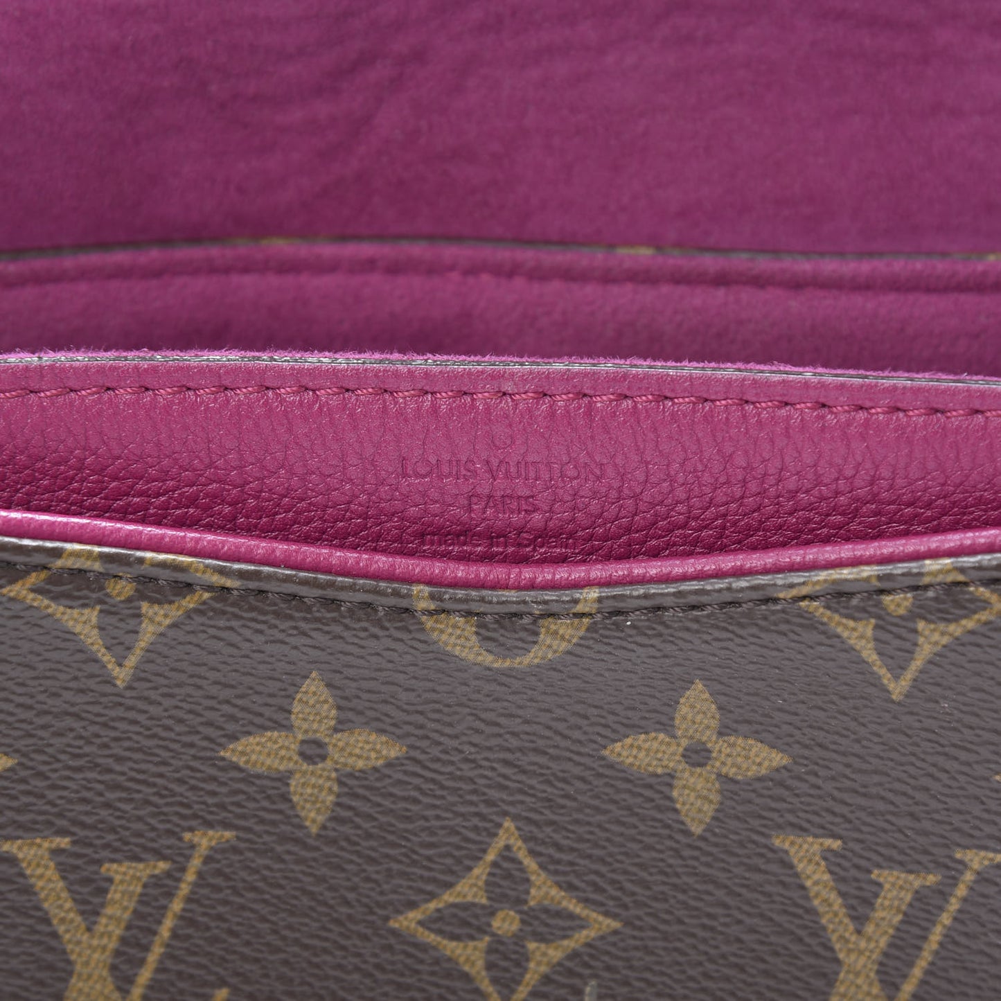 Monogram Pallas Chain Aurore