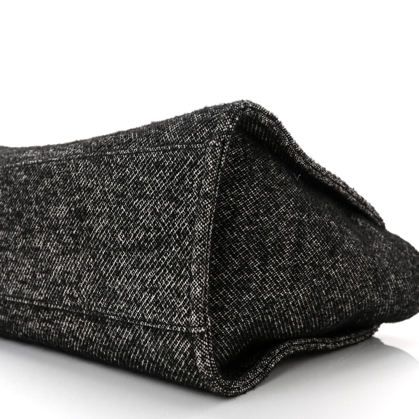 Mixed Fibers Calfskin Medium Deauville Tote Black