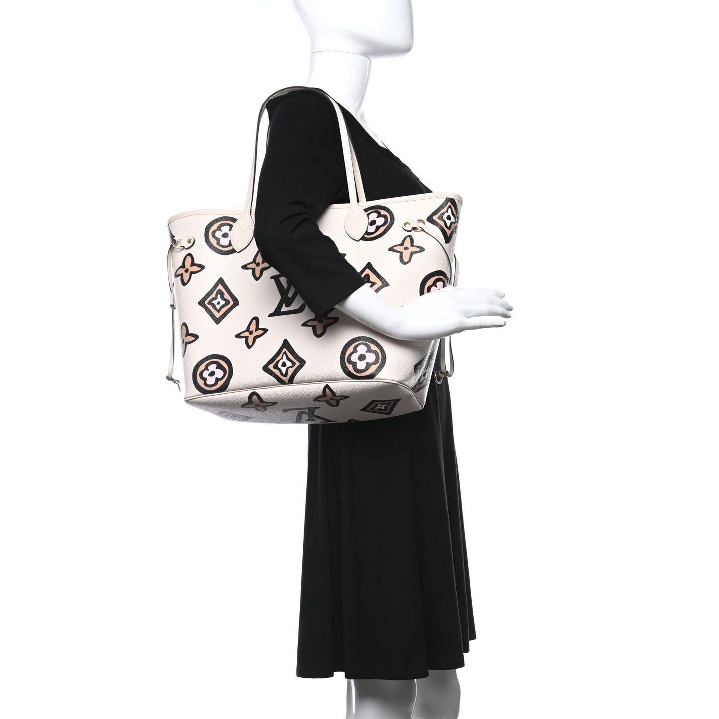 Monogram Giant Wild At Heart Neverfull MM Creme