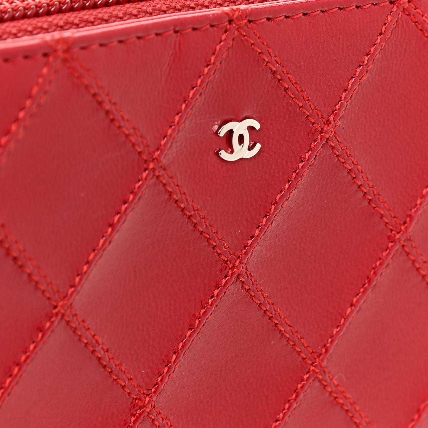 Lambskin Diamond Stitch Pochette Red