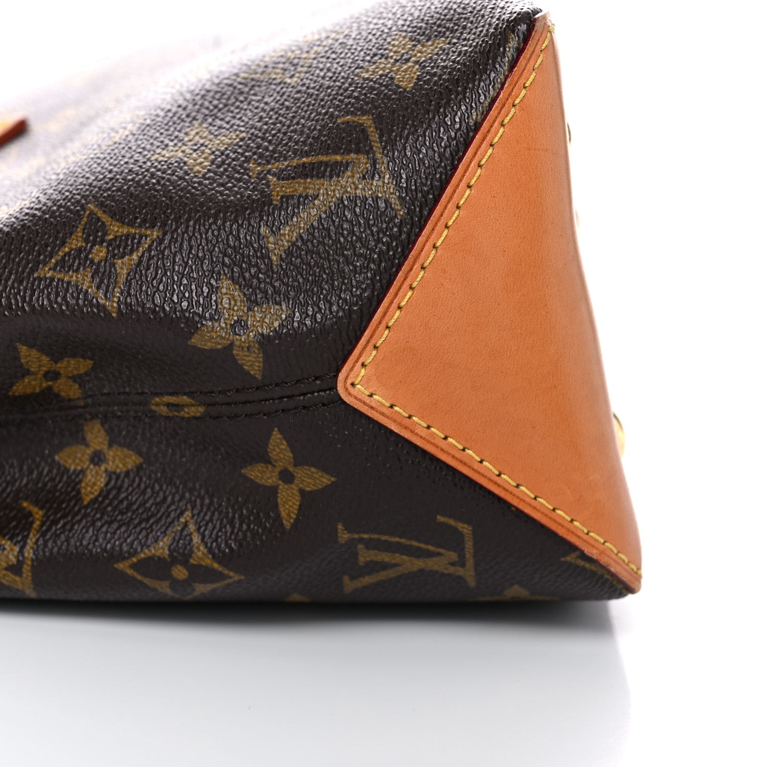 Louis Vuitton Monogram Wilshire PM 24 of 33