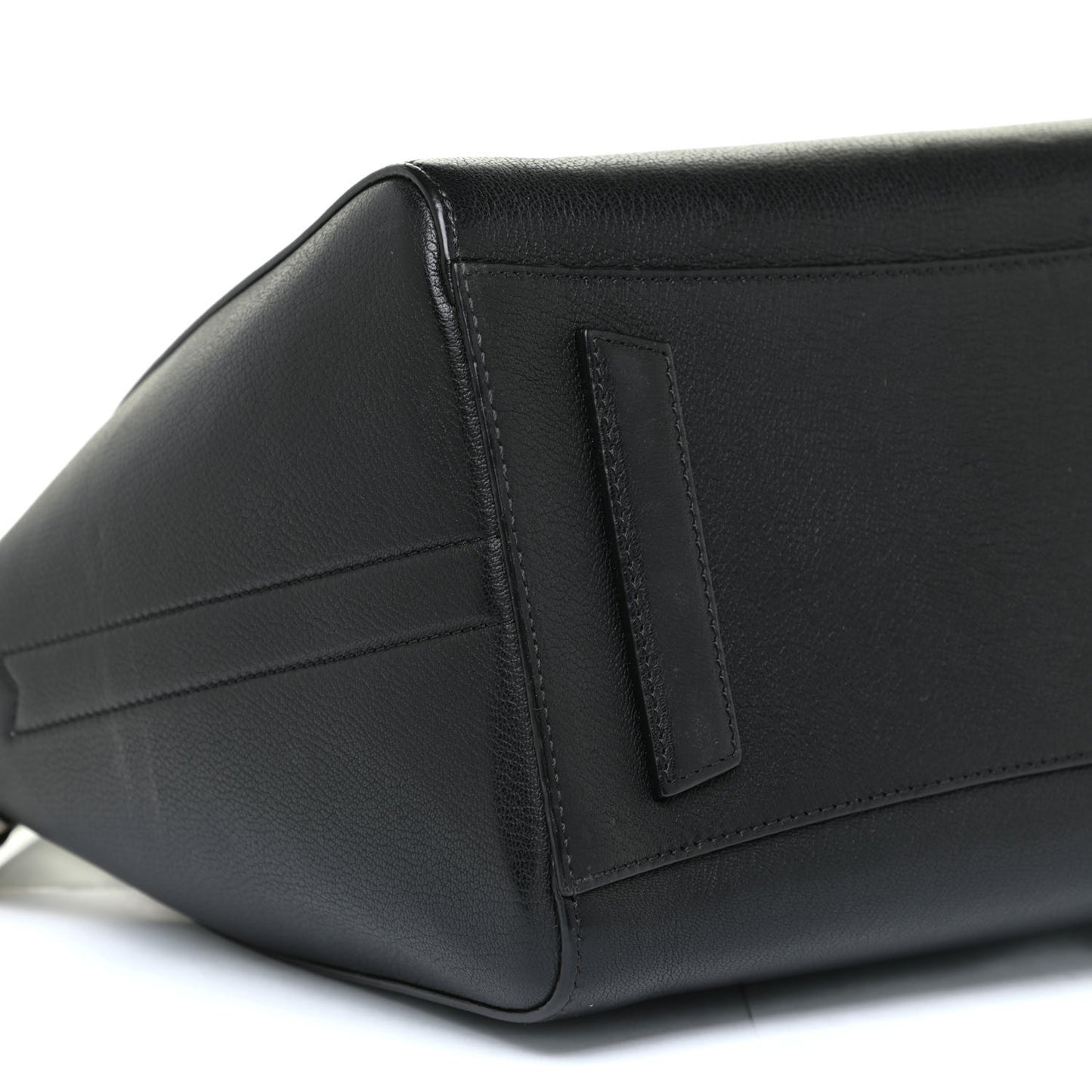 Sugar Goatskin Medium Antigona Black
