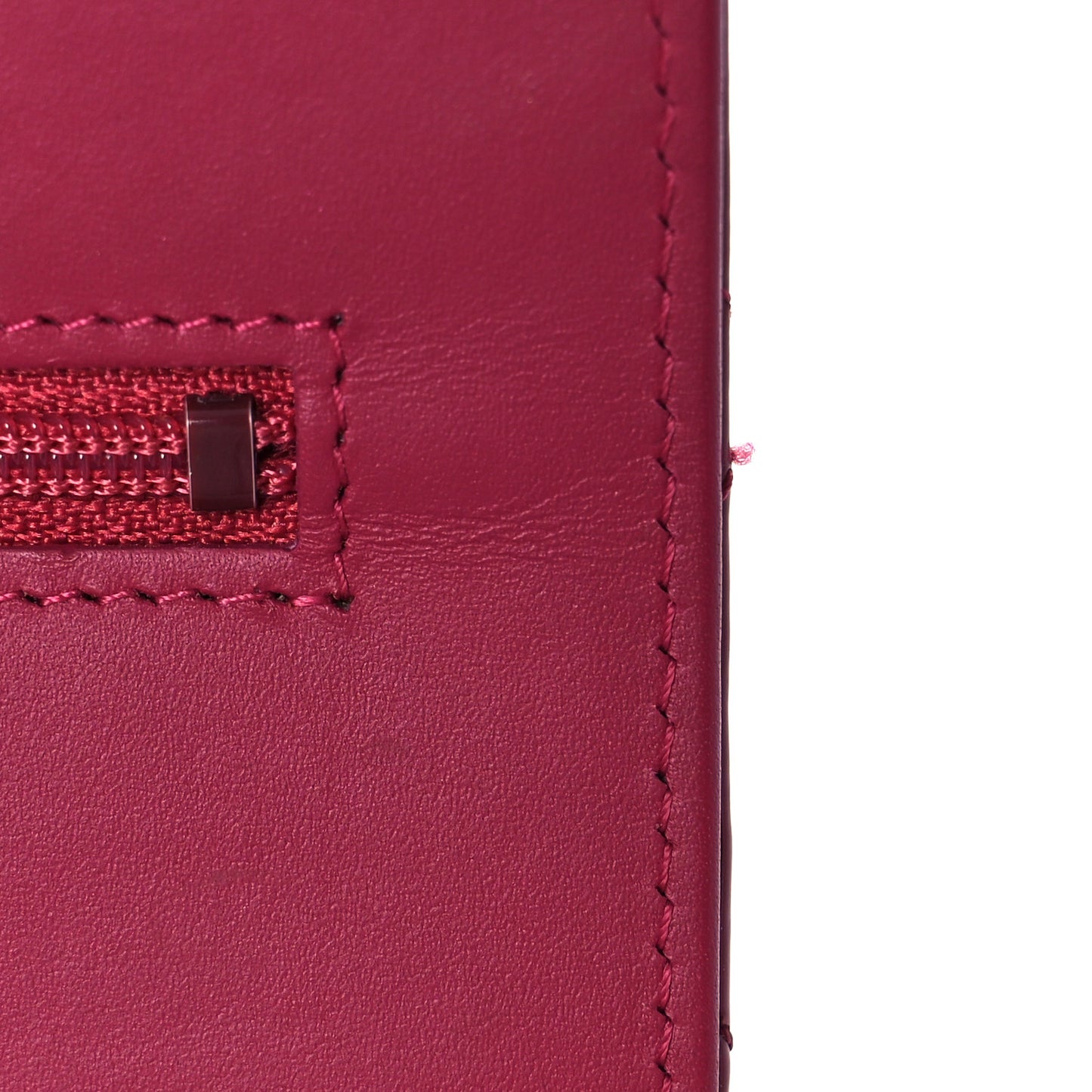 Patent Quilted Brilliant Wallet On Chain WOC Dark Pink