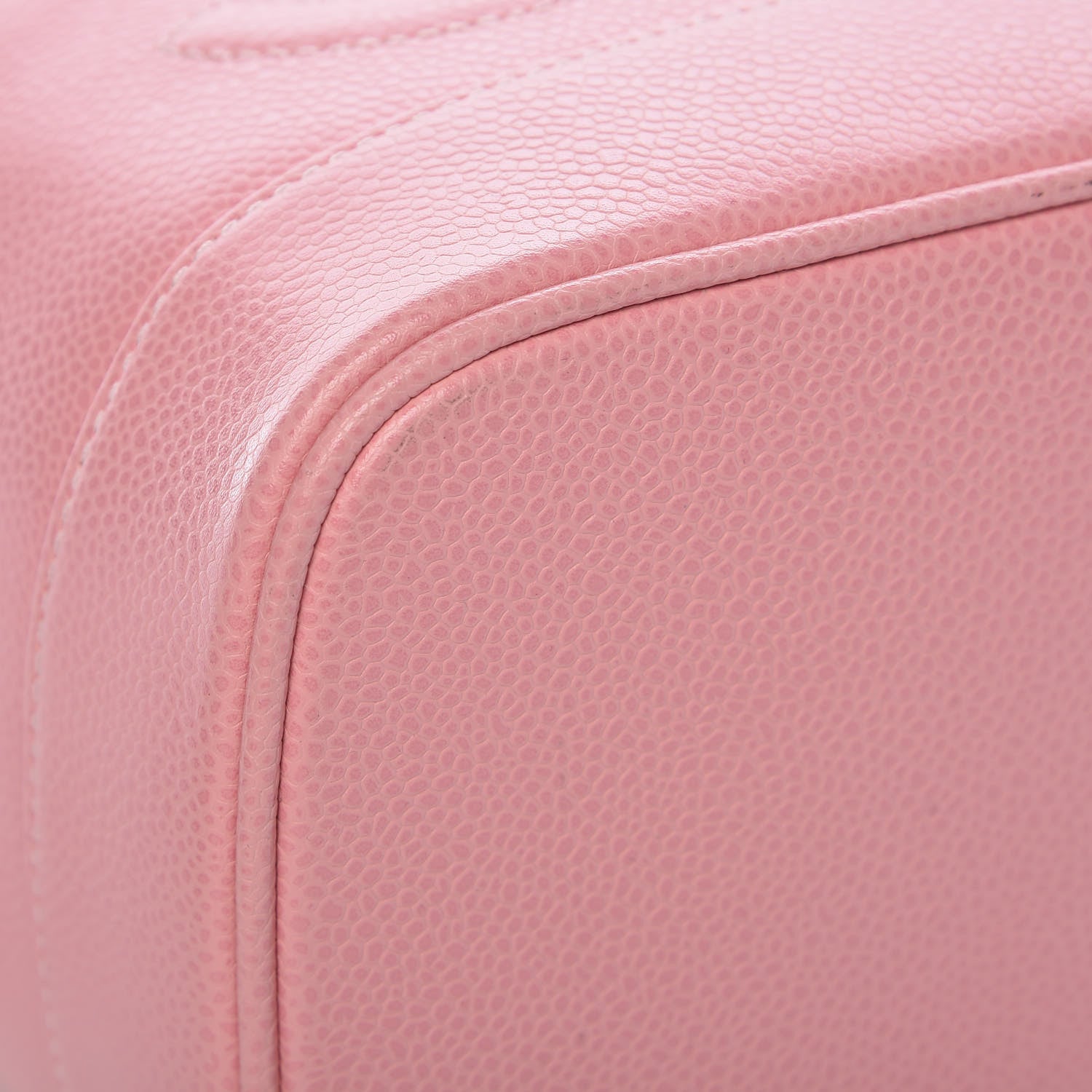 Chanel Caviar Vanity Cosmetic Case Pink 10 of 15