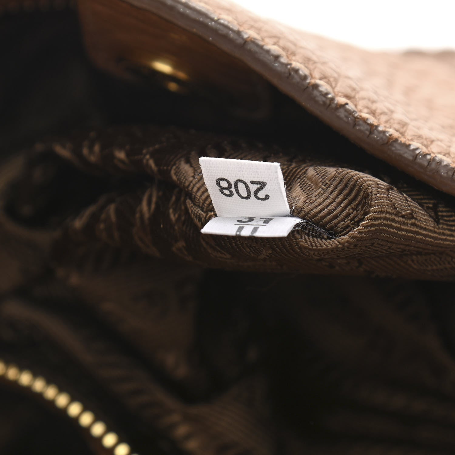 Prada Vitello Daino Side Pocket Hobo Cuoio 7 of 21