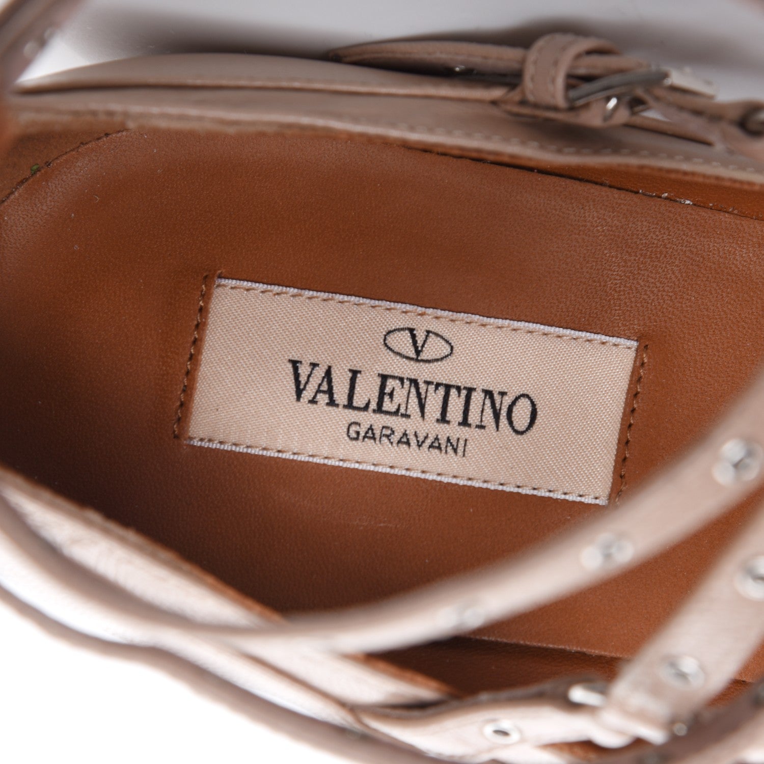 Valentino Garavani Nappa Love Latch 100mm Pumps 40 Poudre 6 of 9
