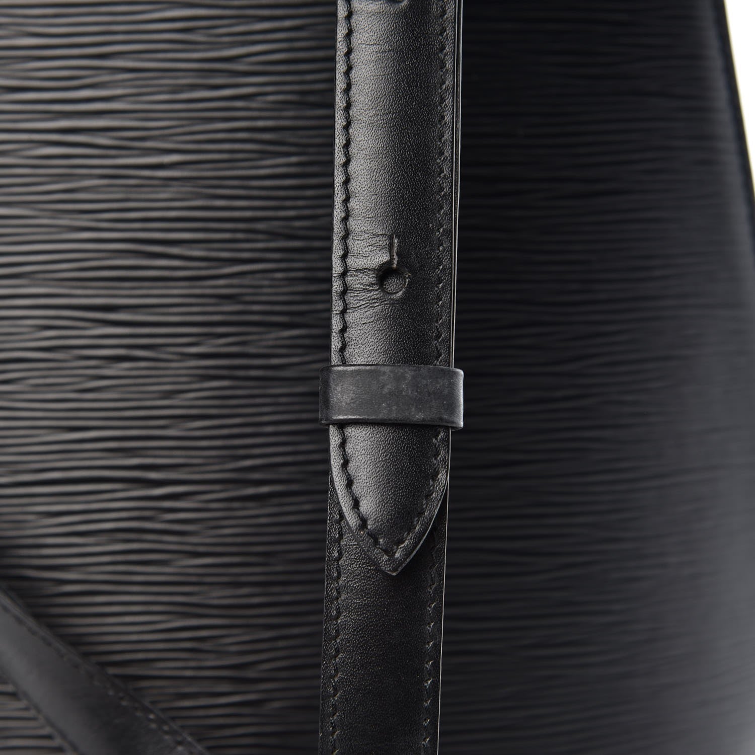 Louis Vuitton Epi Cluny Black 8 of 13