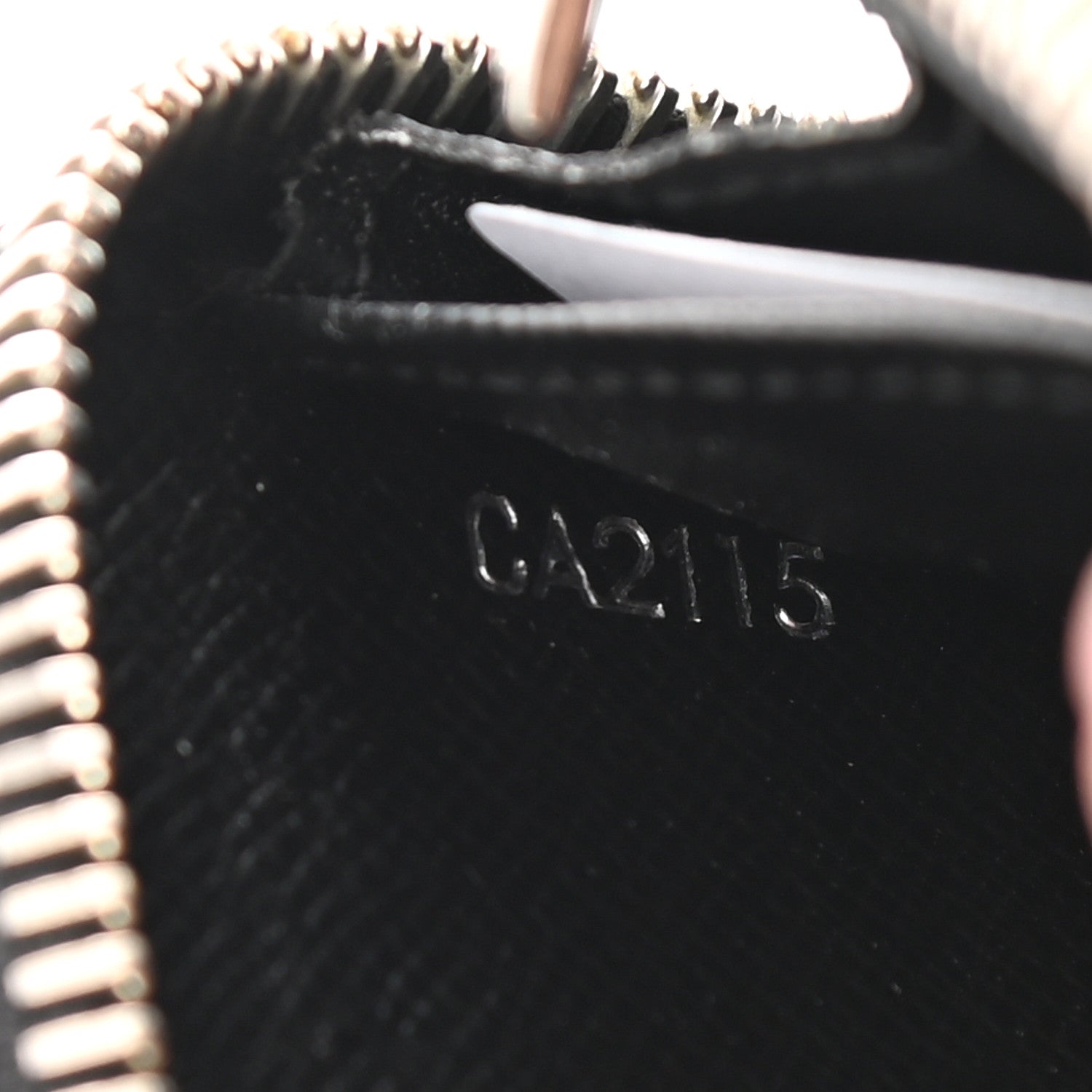 Louis Vuitton Epi Zippy Wallet Black 7 of 11