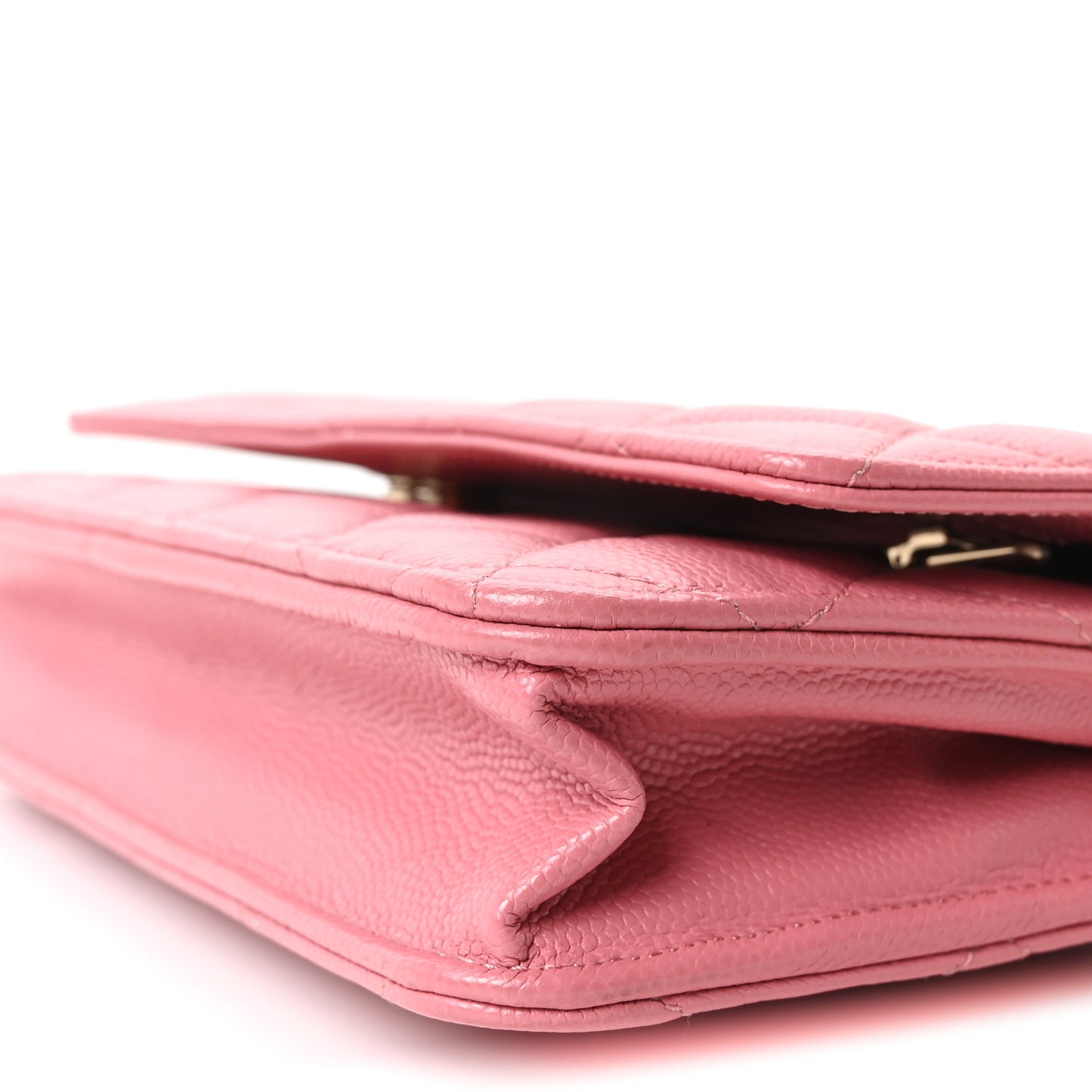 Caviar Quilted Wallet on Chain WOC Light Pink