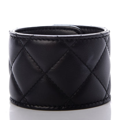 Chanel Lambskin Quilted CC Turnlock Cuff L Black 3 of 5