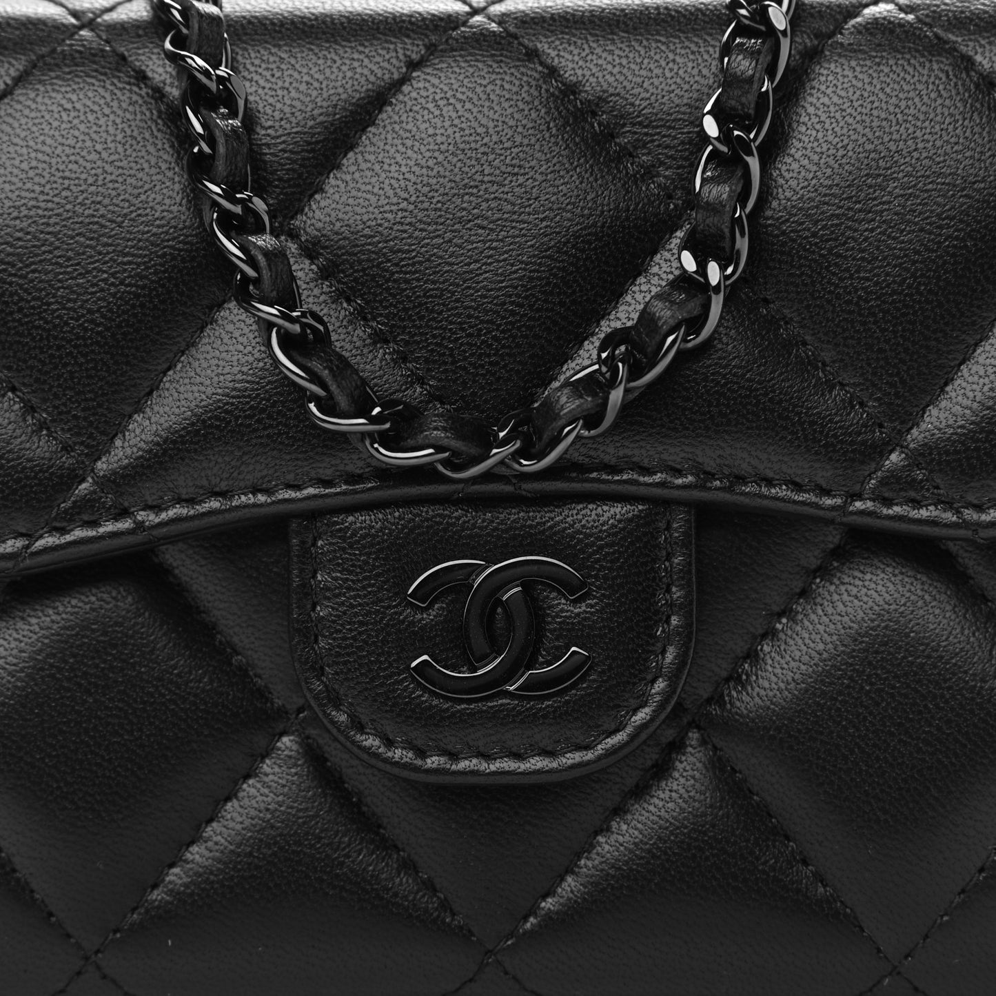 Lambskin Quilted Flap Card Holder On Chain So Black