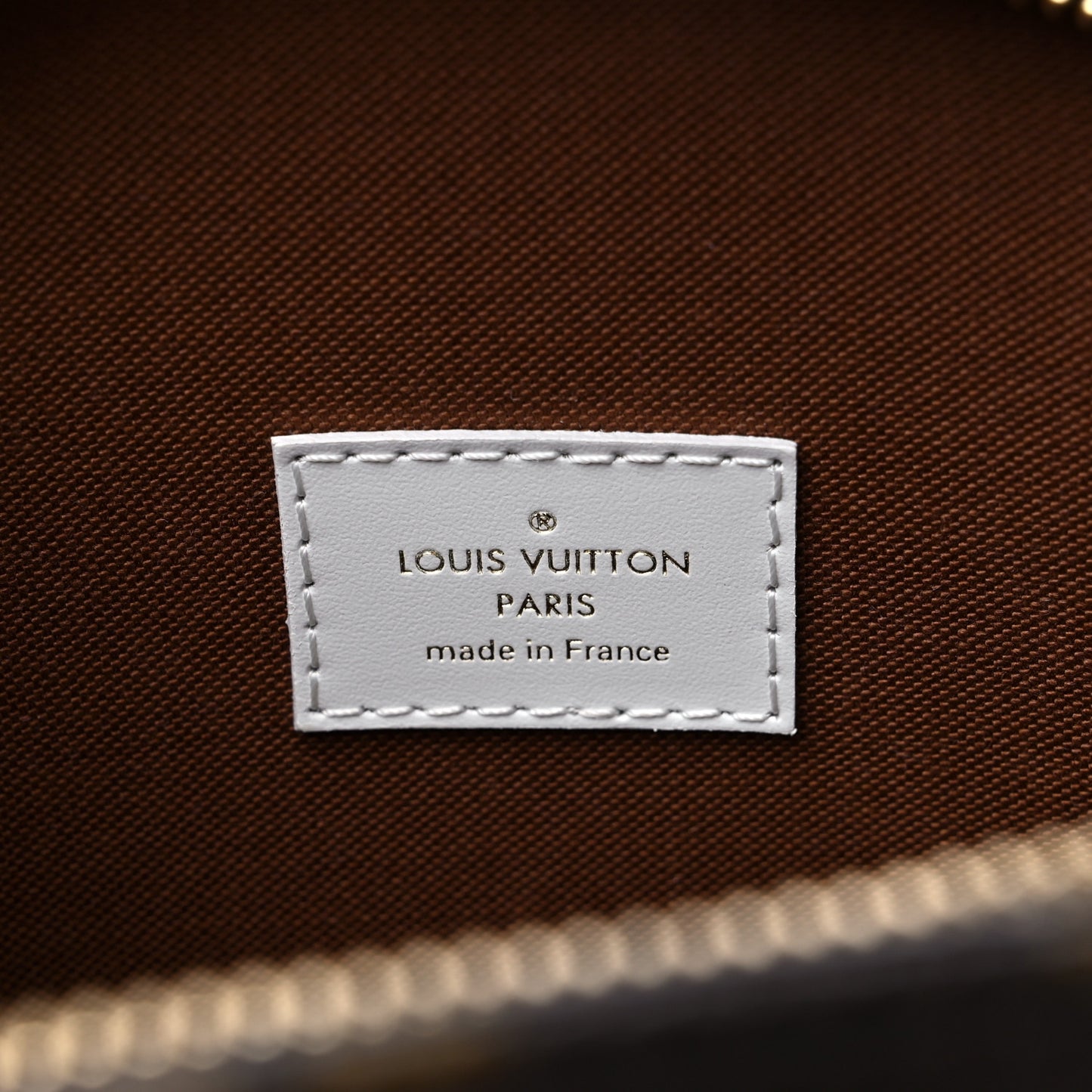 Monogram LV Match Ellipse BB White