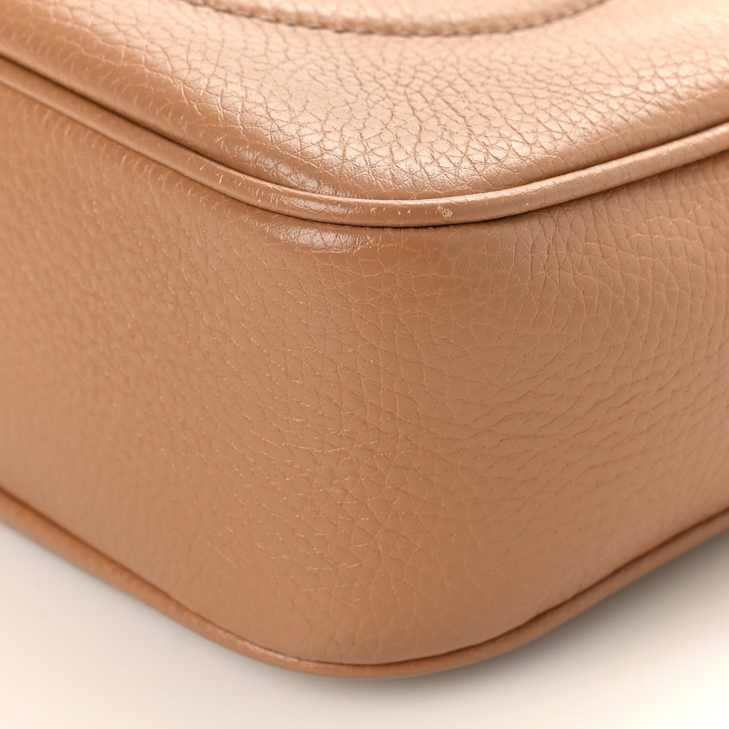 Gucci Pebbled Calfskin Small Soho Disco Bag Camelia 9 of 9