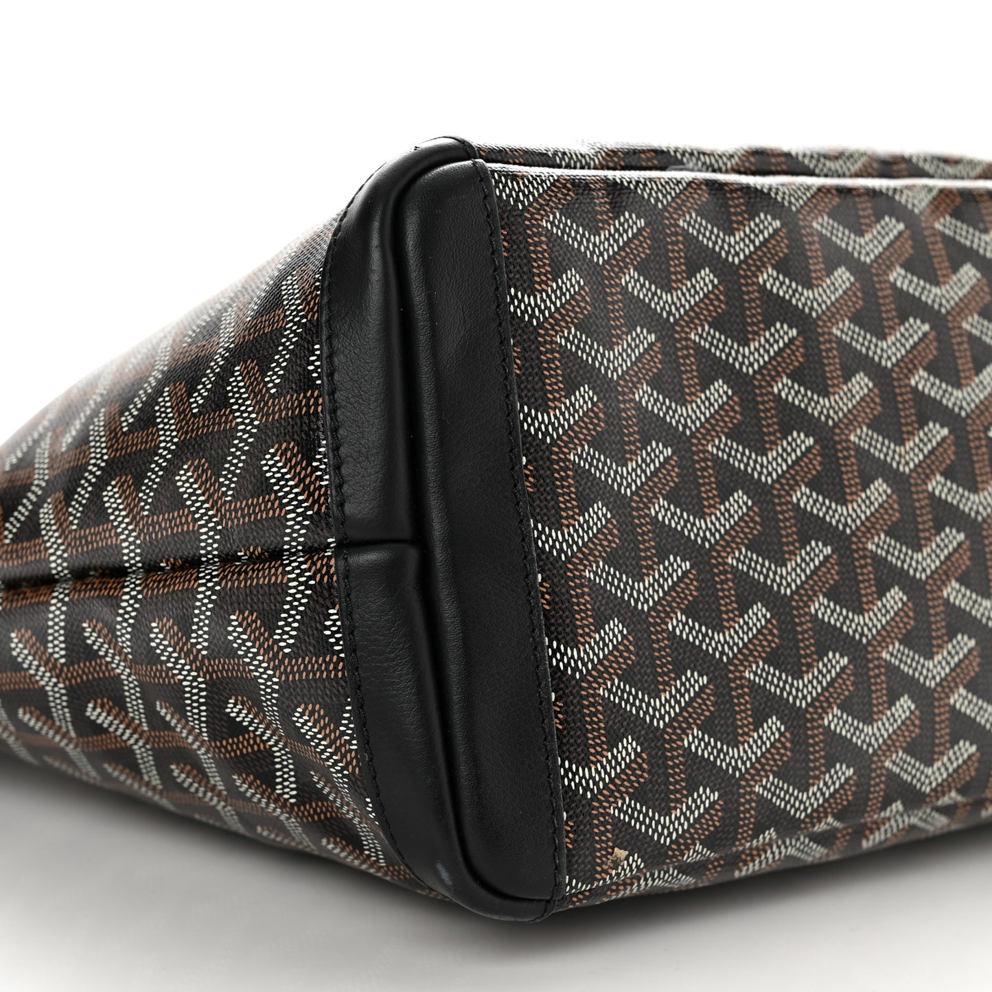 Goyardine Artois PM Black