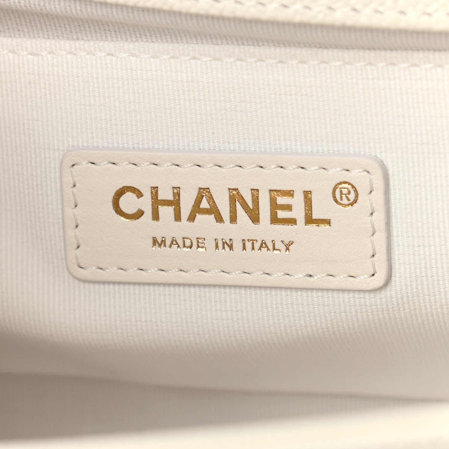 Chanel Caviar Quilted Medium Boy Flap White 5 of 9
