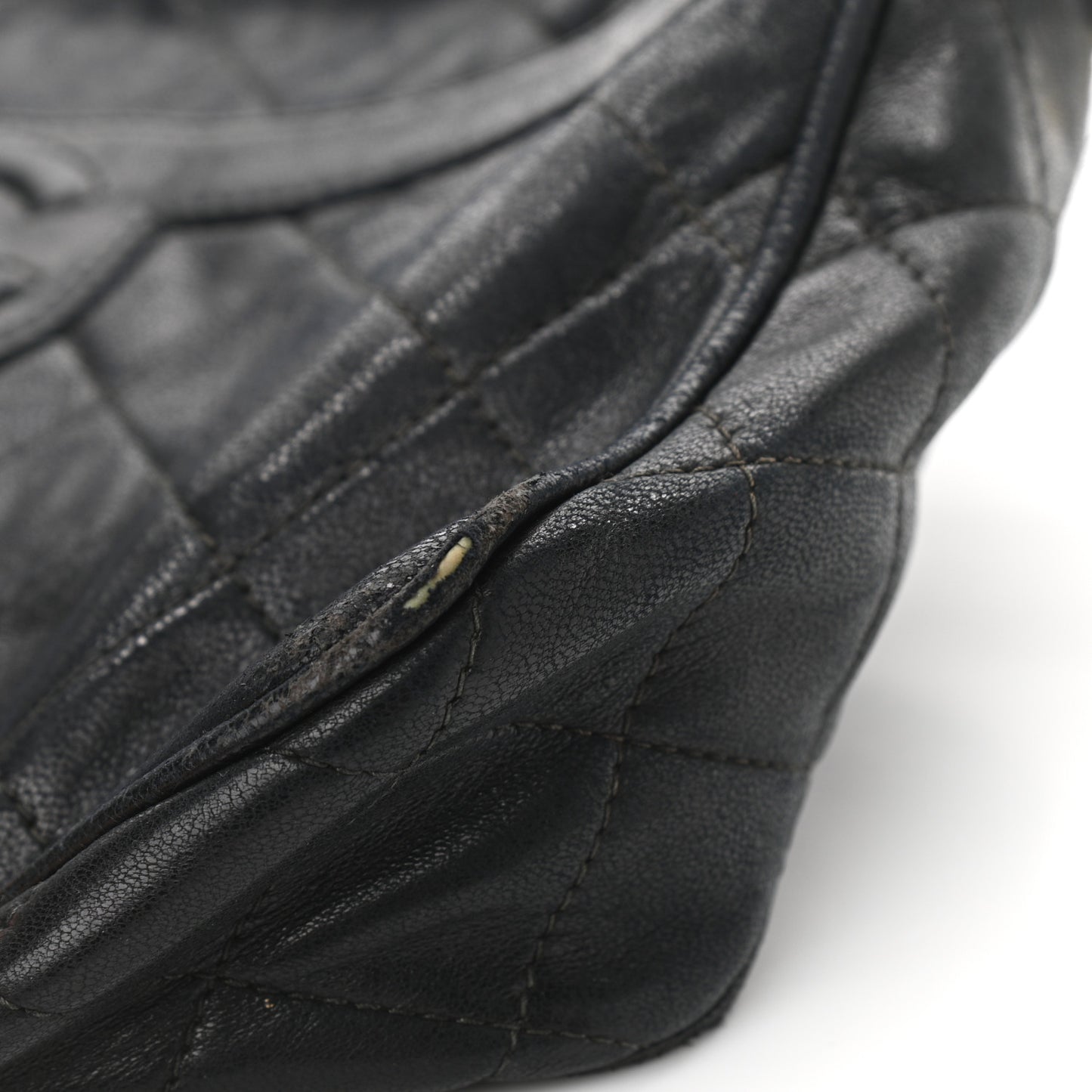 Lambskin Quilted CC Tassel Camera Case Black