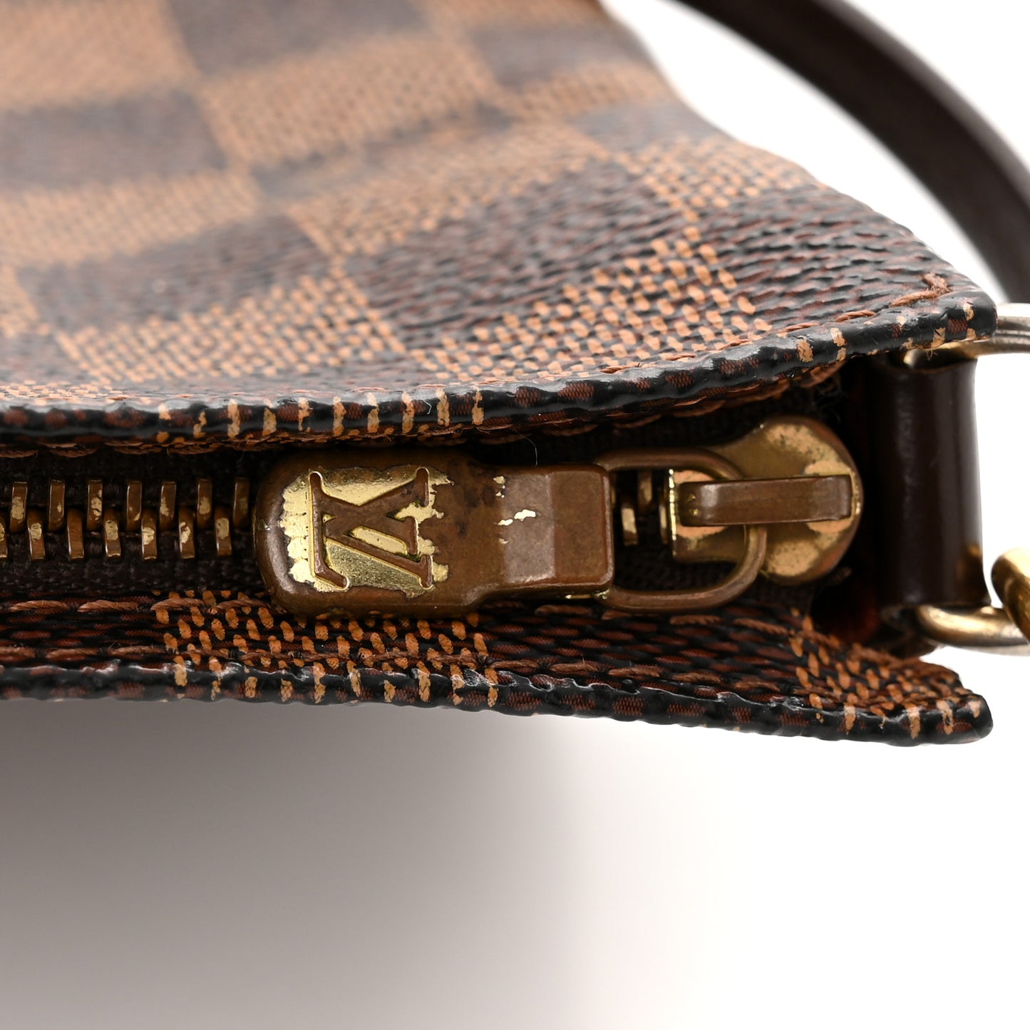 Damier Ebene Navona Pochette Accessories