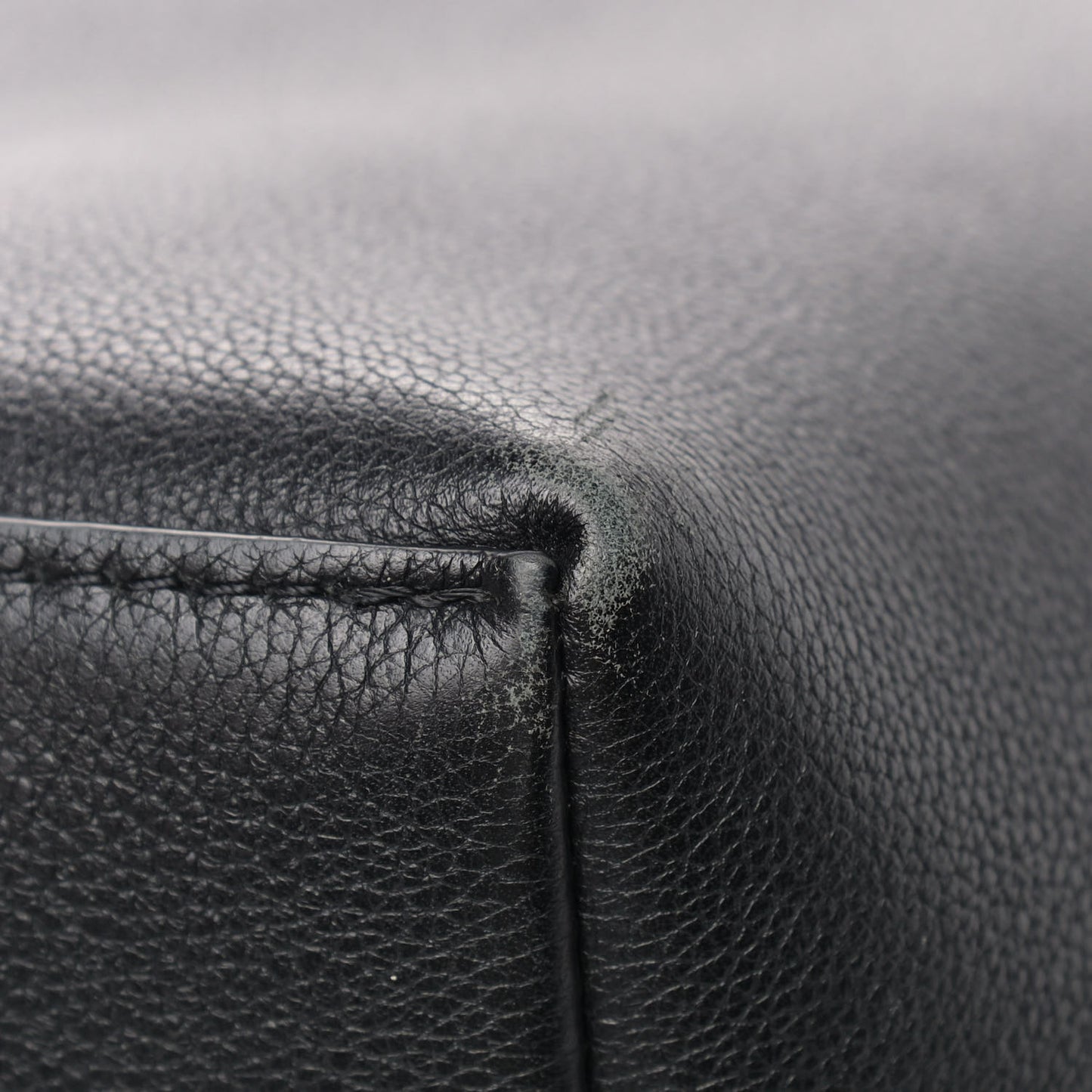 Calfskin Lockme Go Tote Black