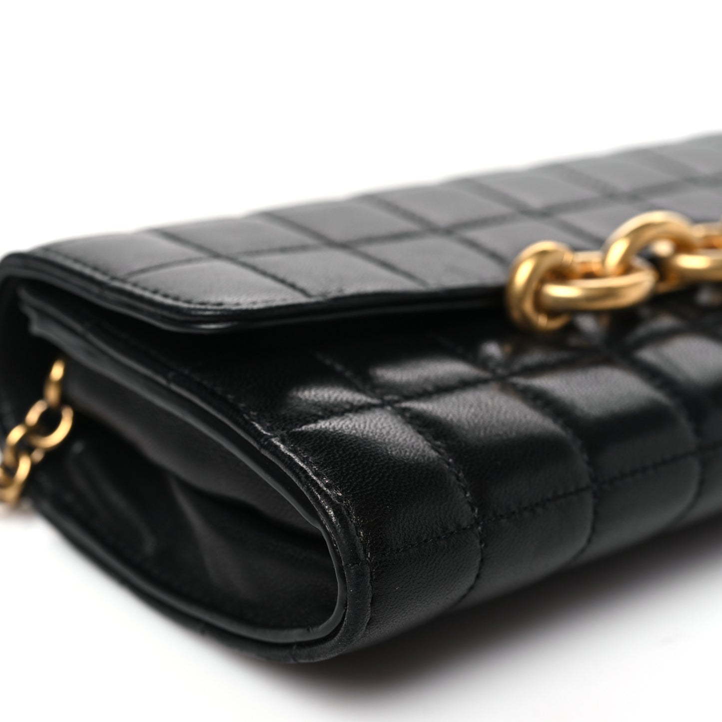 Lambskin Carre Quilted Le Maillon Wallet On Chain Black