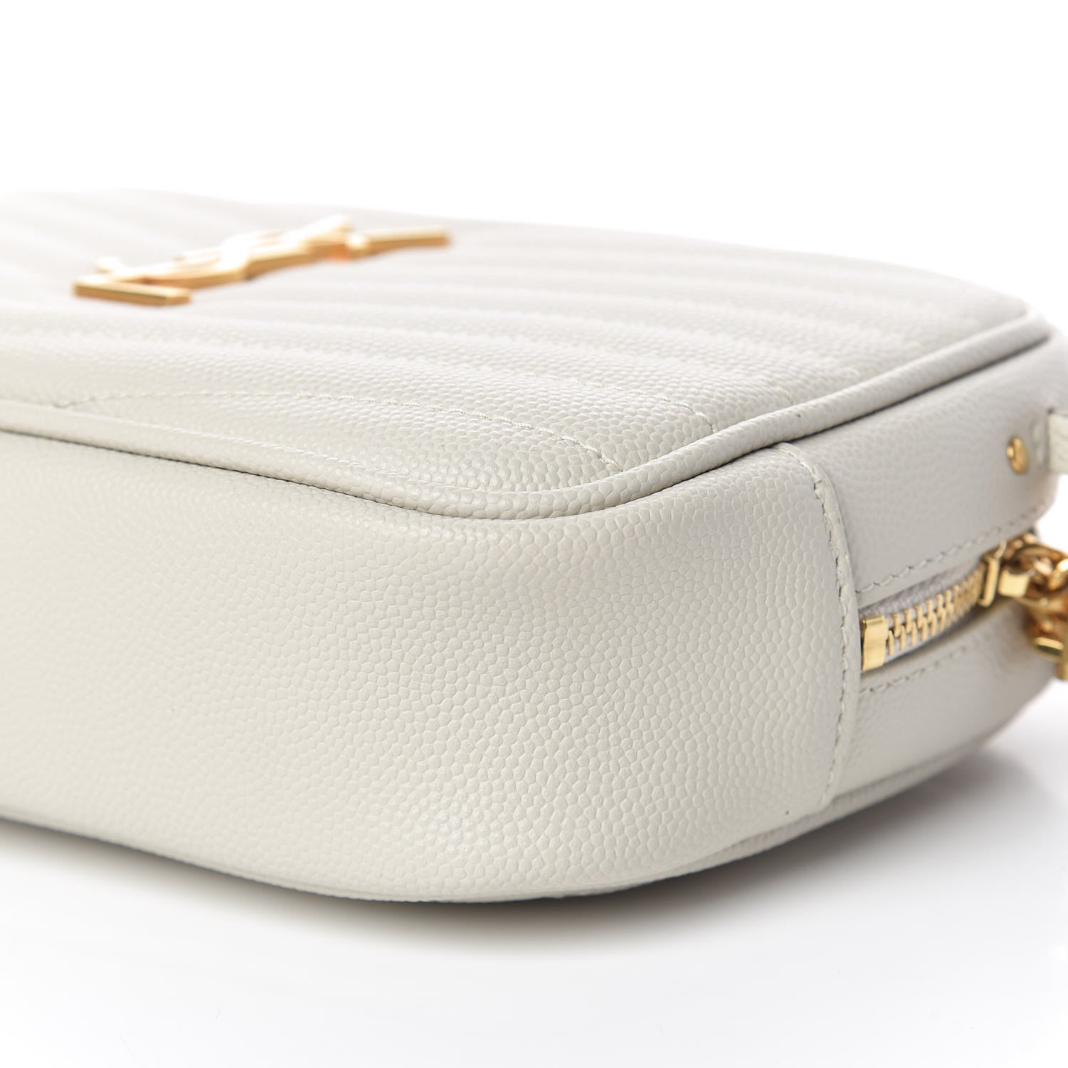 Saint Laurent Grain De Poudre Matelasse Monogram Mini Lou Camera Bag Blanc Vintage 6 of 11