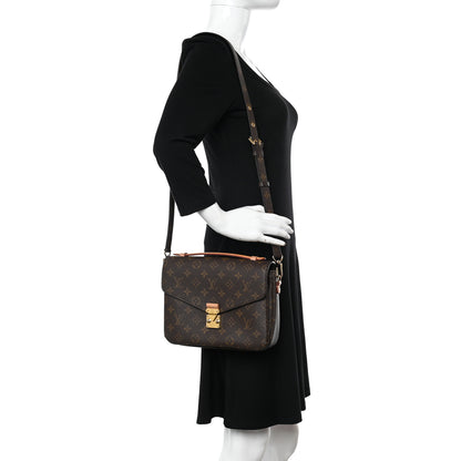 Louis Vuitton Monogram Pochette Metis 2 of 12