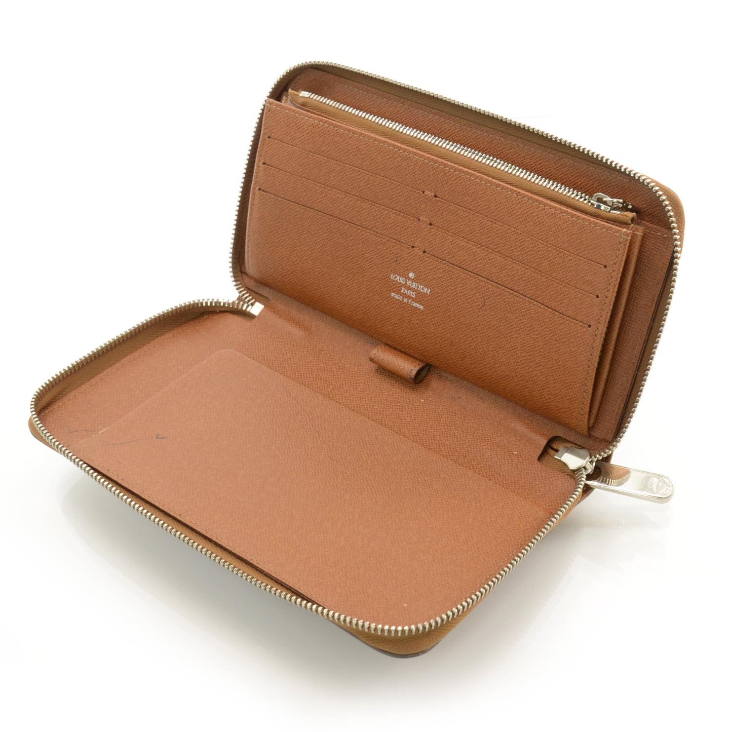 Epi Zippy Organizer Wallet Fawn