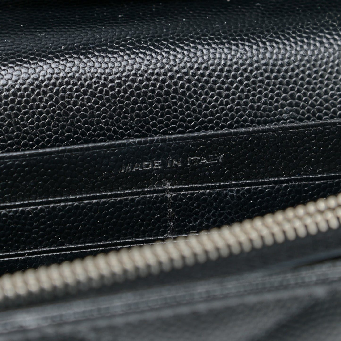 Grain De Poudre Matelasse Chevron Monogram Chain Wallet Black