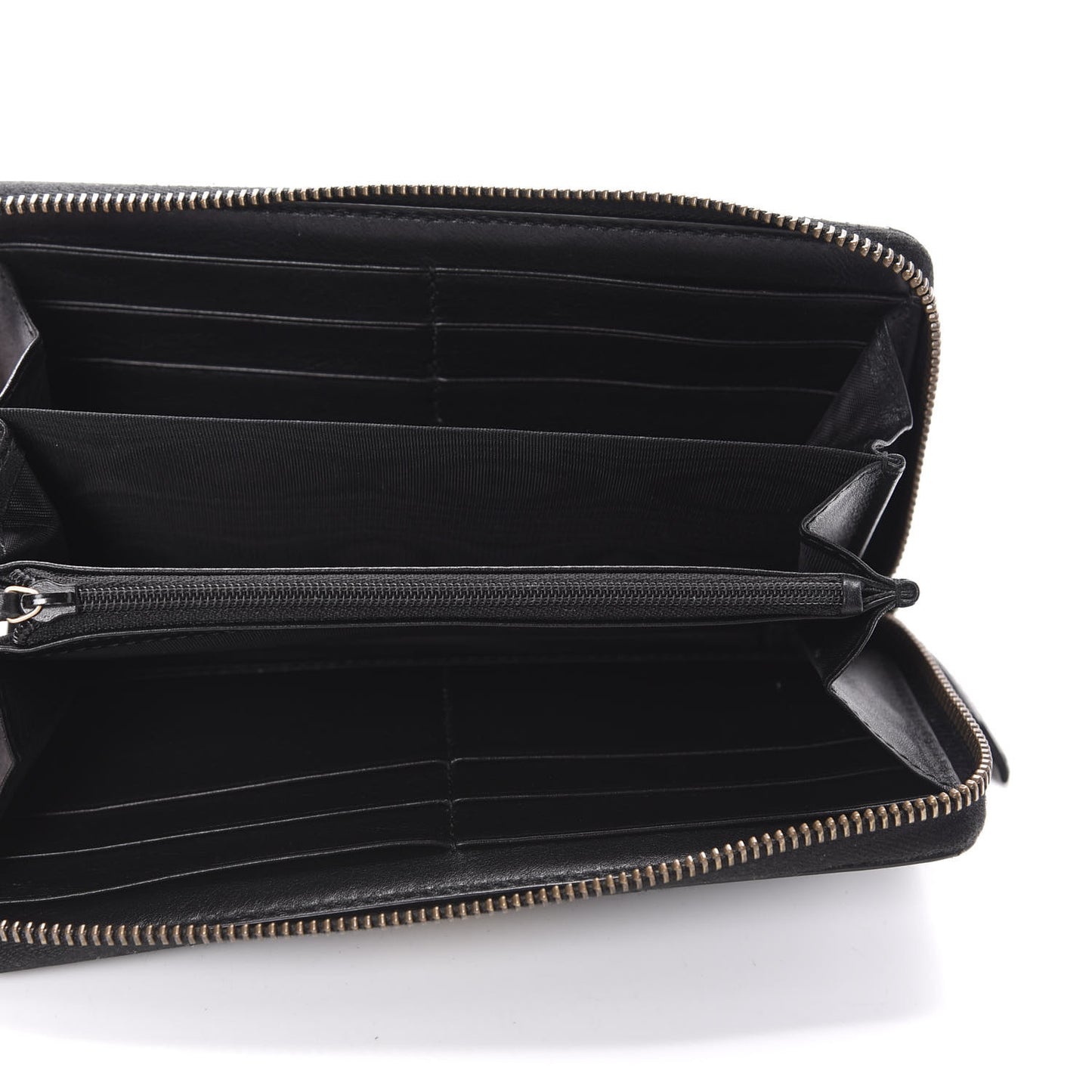 Calfskin Matelasse GG Marmont Zip Around Wallet Black