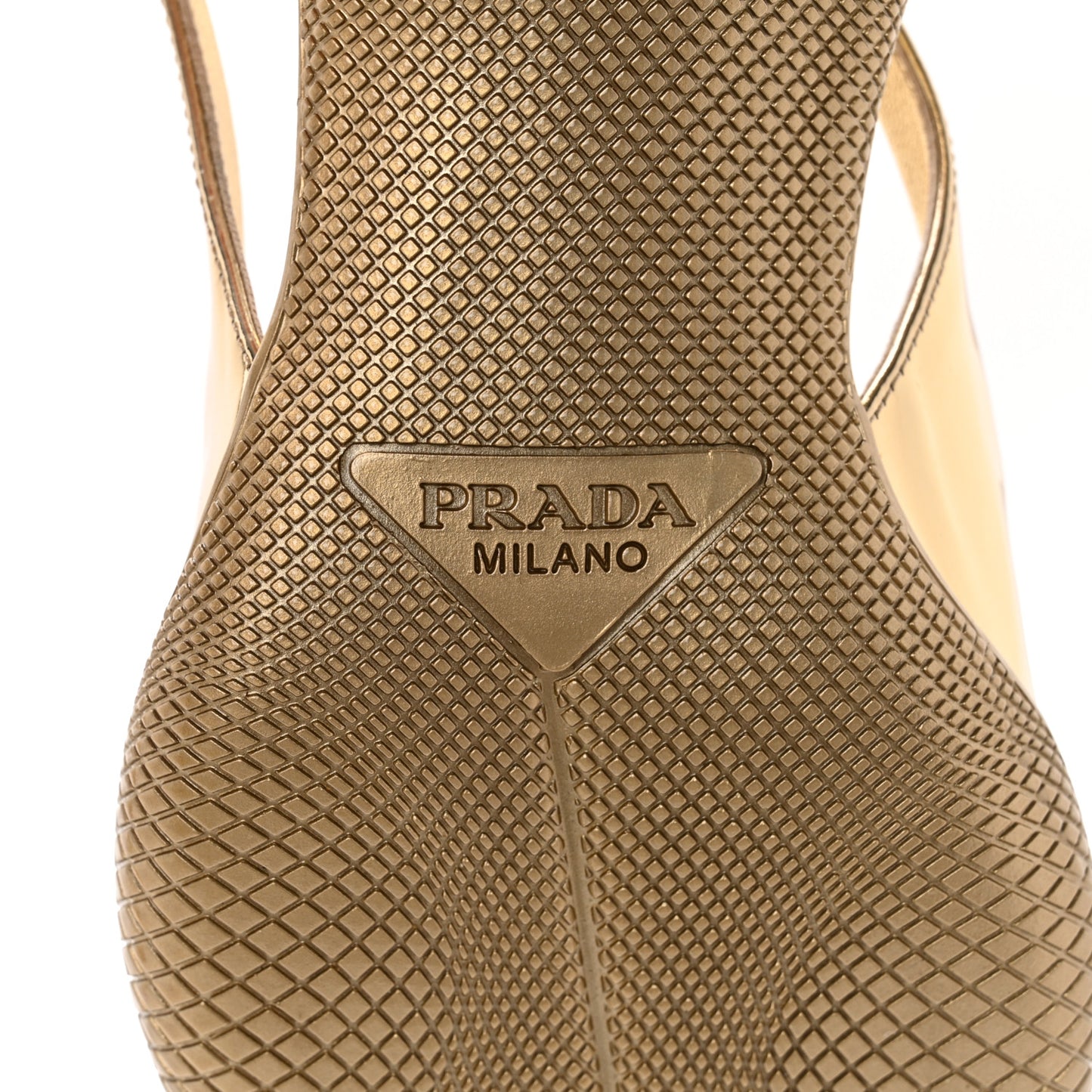 Spazzolato Triangle Logo Pointed Toe 45mm Slingback Pumps 38 Platino