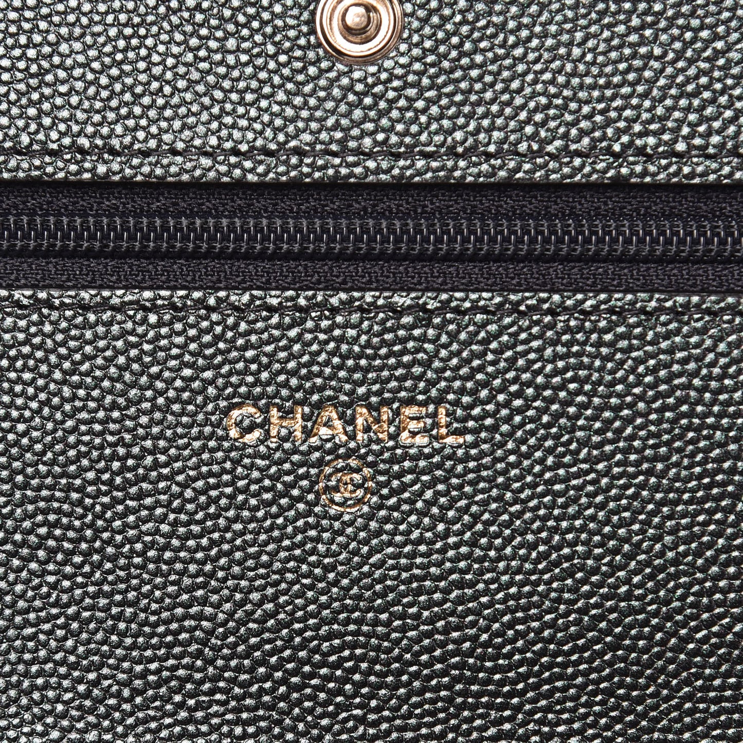 Iridescent Caviar Quilted Wallet On Chain WOC Black